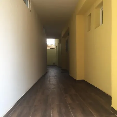 Albina Star Будва